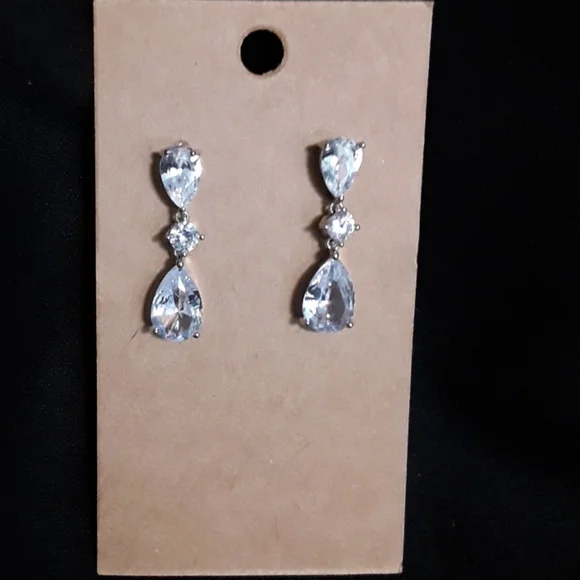 Earrings Diamond CZ Crystal Drop Bride Bridal Earrings NIP - Picture 4 of 7